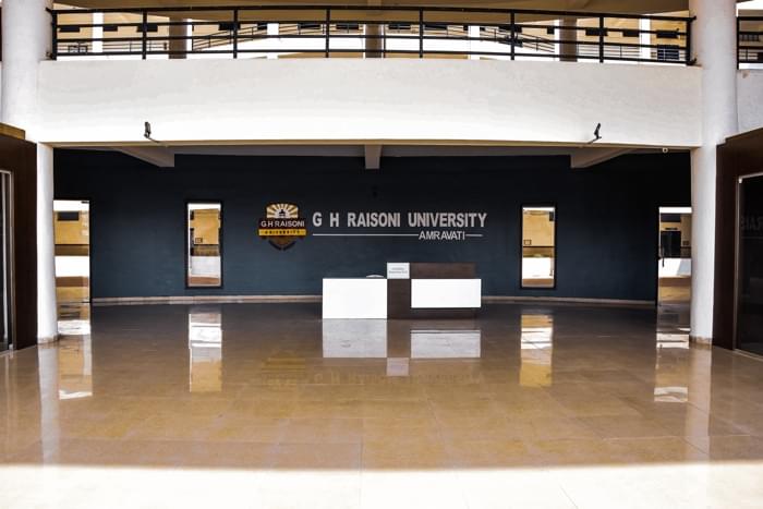 G. H. Raisoni University Amravati Building photo 2